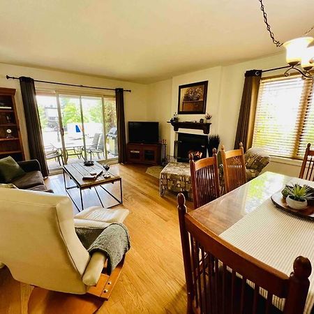 Apartamento P tit Boréal- 2 minutes de la Plage Memphrémagog Exterior foto