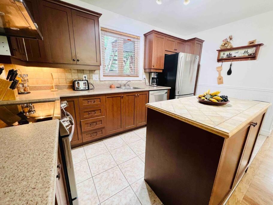 Apartamento P tit Boréal- 2 minutes de la Plage Memphrémagog Exterior foto